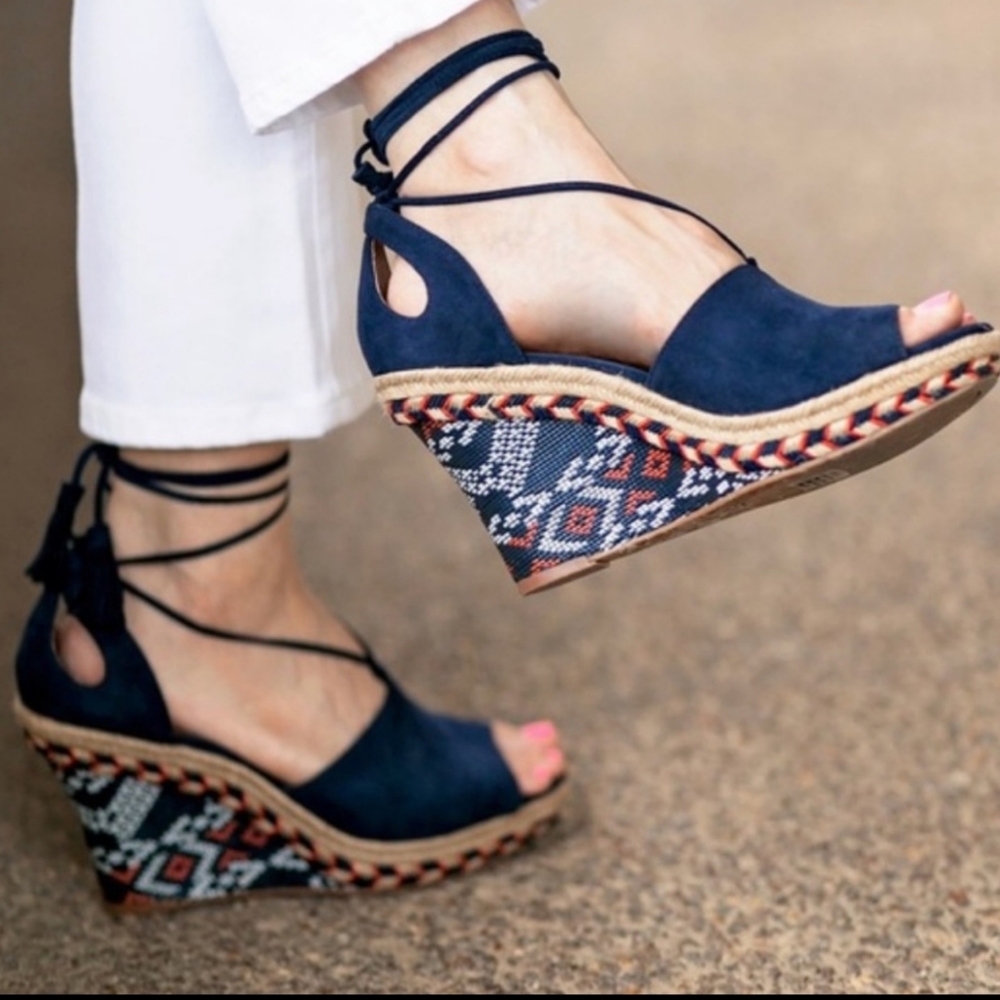 Cabi Isla blue suede wedge sandals tribal aztec